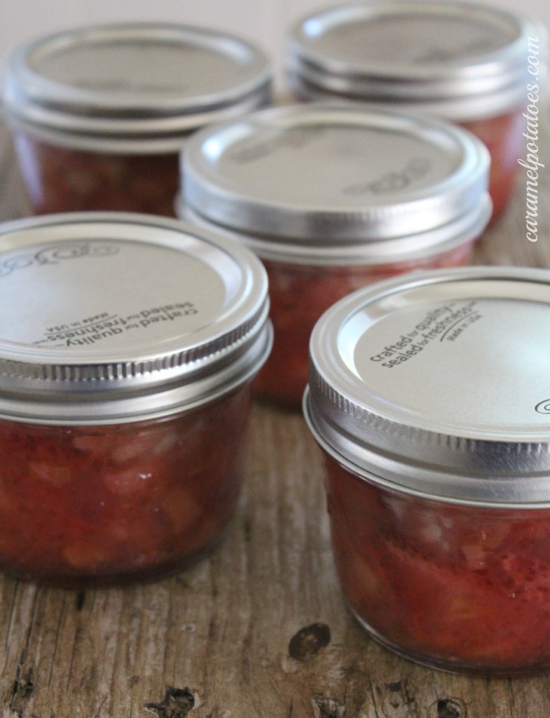 Strawberry Rhubarb Crumble Take-Home Gifts
