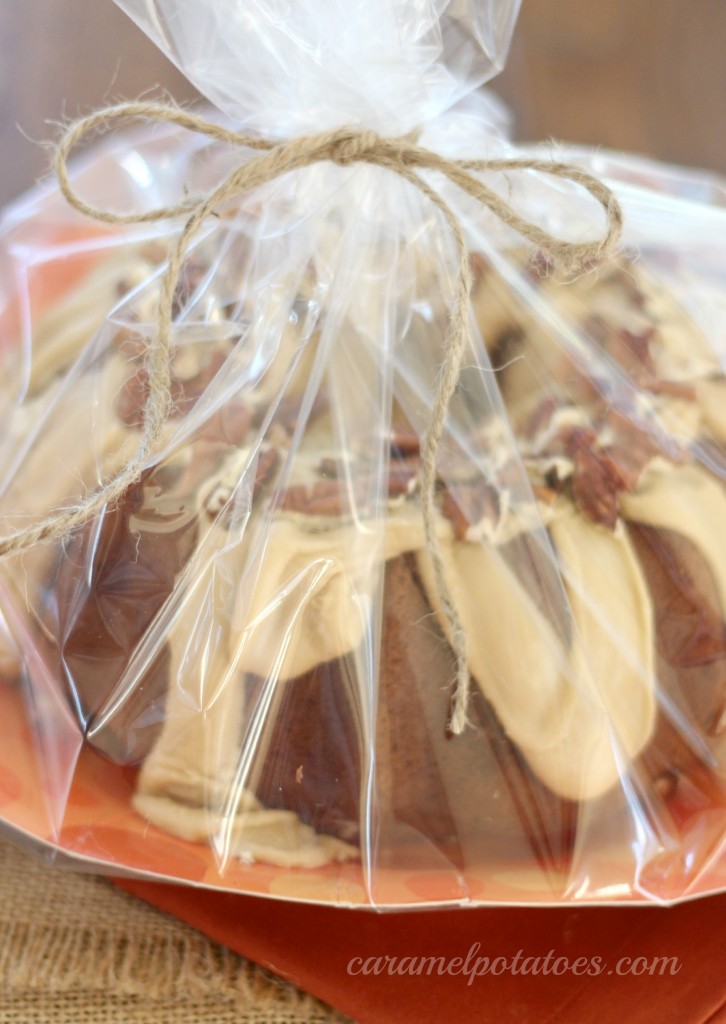 Pumpkin Praline Bundt Cake